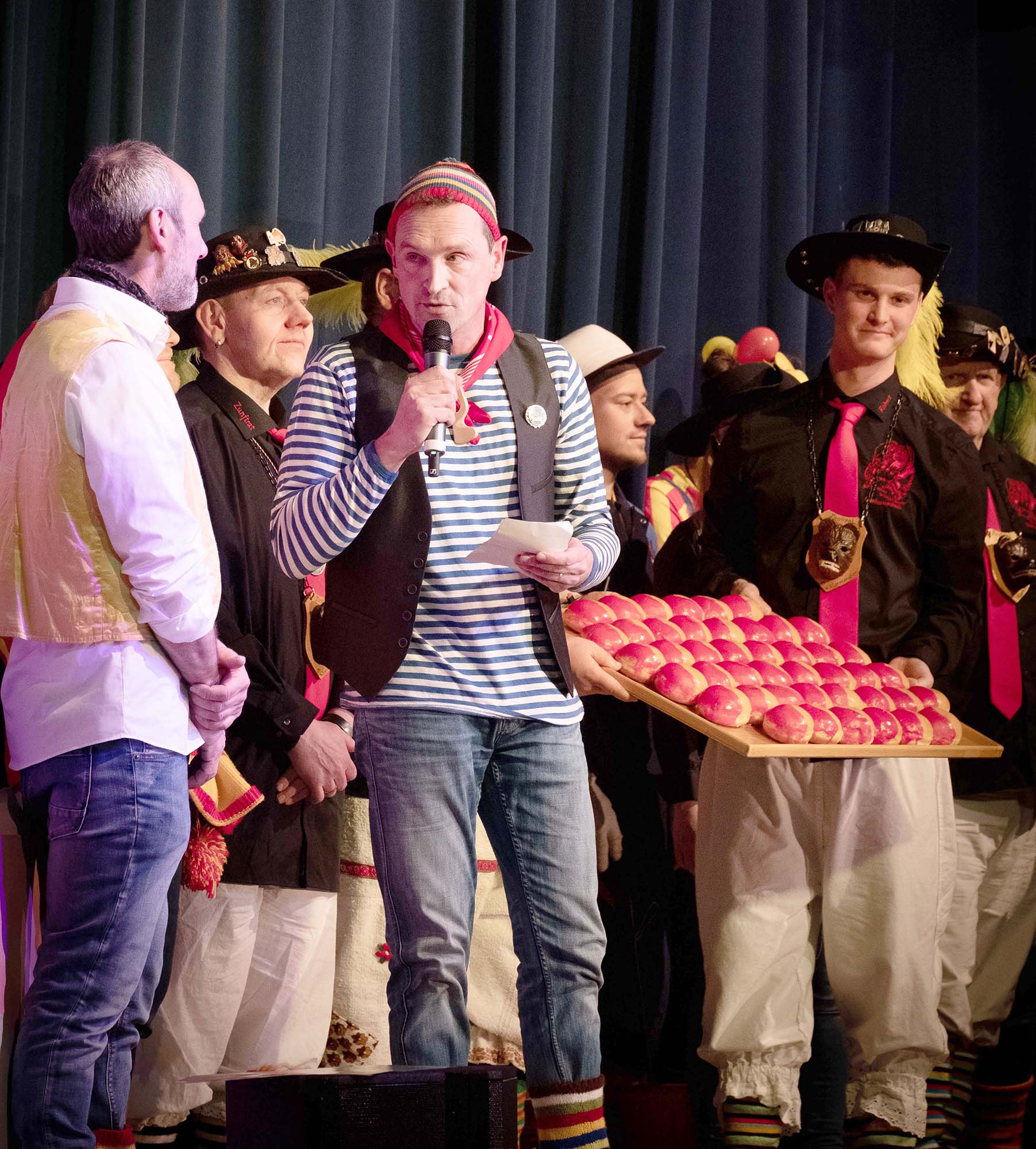 2023-2-20-OH-Jasmina El Alaoui-Dörfle-Ball__DSF9059