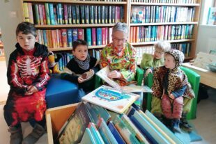 2023-2-22-BI-Wiebke-Fix-Kaffeestube-Foto-Vorleserunde