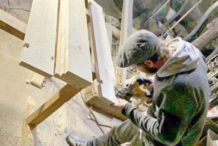 2023-2-8-OH-Kiga Sonnenblume-Kompost für Naturgruppe-IMG_2261