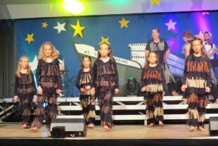 2023-3-22-ZE-UH-ga-Musicalabend Schwarzwaldhalle-IMG_7522