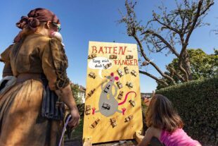 2023-3-31-NO-Gemeinde-Mittelaltermarkt-Spiel Rattenfangen