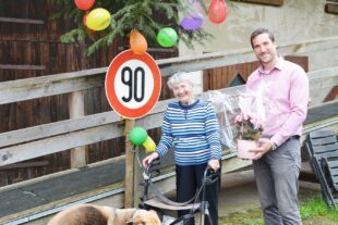 2023-4-19-ZE-UE-hps-Sophia Schmid-90 Jahre-DSC_3483 2