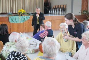 2023-4-24-BI-Thomas Leopold-Seniorennachmittag-Foto 3 IMG_0962