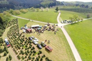 2023-4-26-ZE-UH-privat- Maifest Buchen WhatsApp Bild 2023-04-12 um 16.14.13