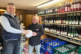 2023-4-6-OH-Verein-SVO-Ballspende-2023_Originalbild_Ballspende_Hug