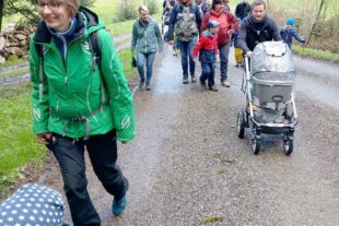 2023-4-6-ZE-UH-Monika Lehmann- Kleine Wolke Familienwanderung 20230327_163845000_iOS