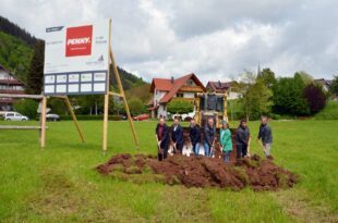 Spatenstich für den Penny-Markt auf der Ballmatte