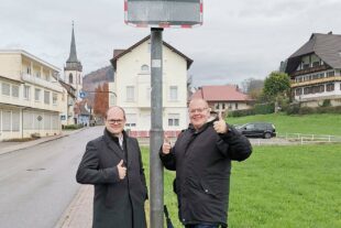 2023-5-2-NO-Sparkasse-Geschwindigkeitsmessung-Sebastian Lebek (links) und Carsten Erhardt