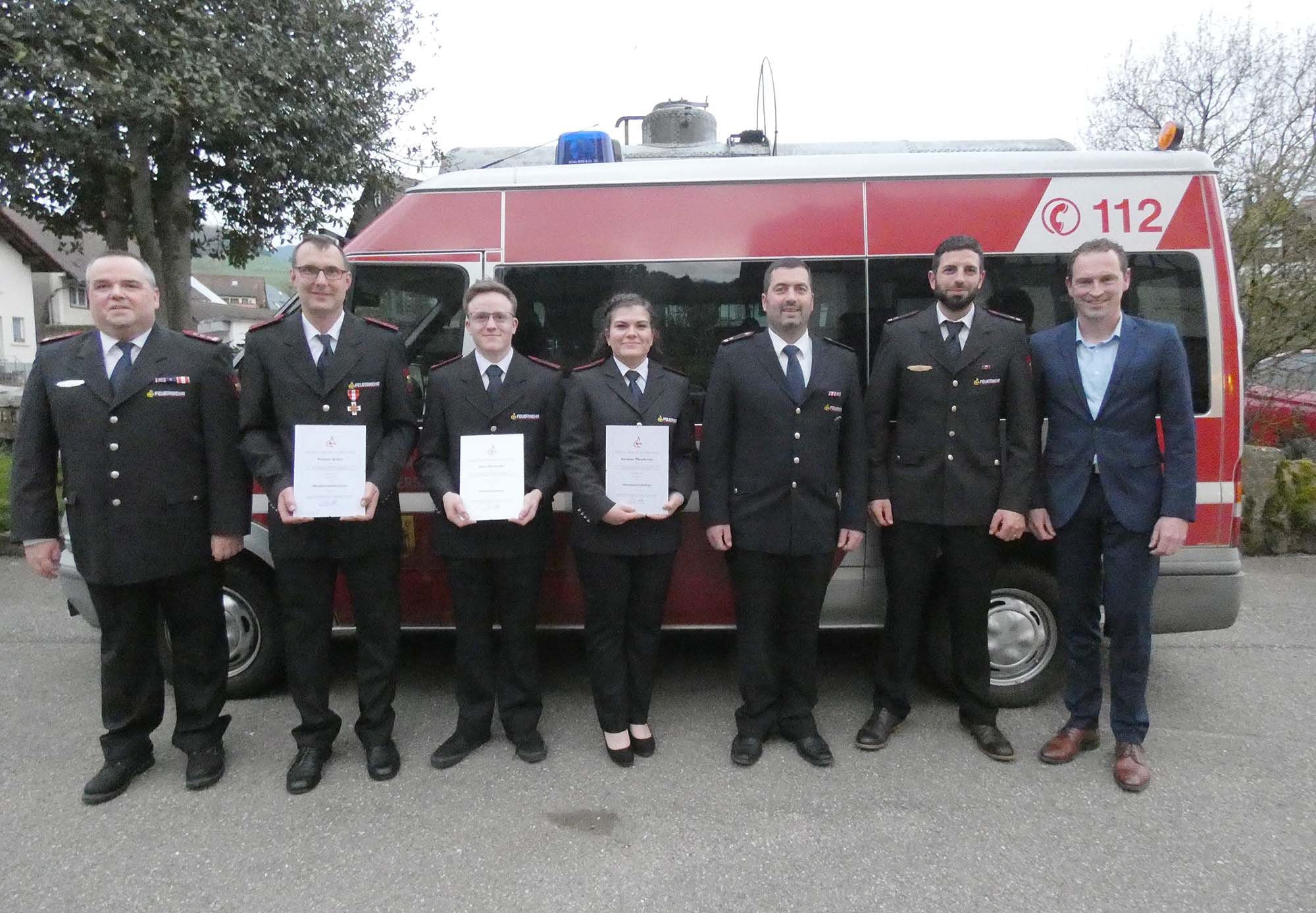 2023-5-2-OH-bia-Feuerwehr-+ befördert_geehrt