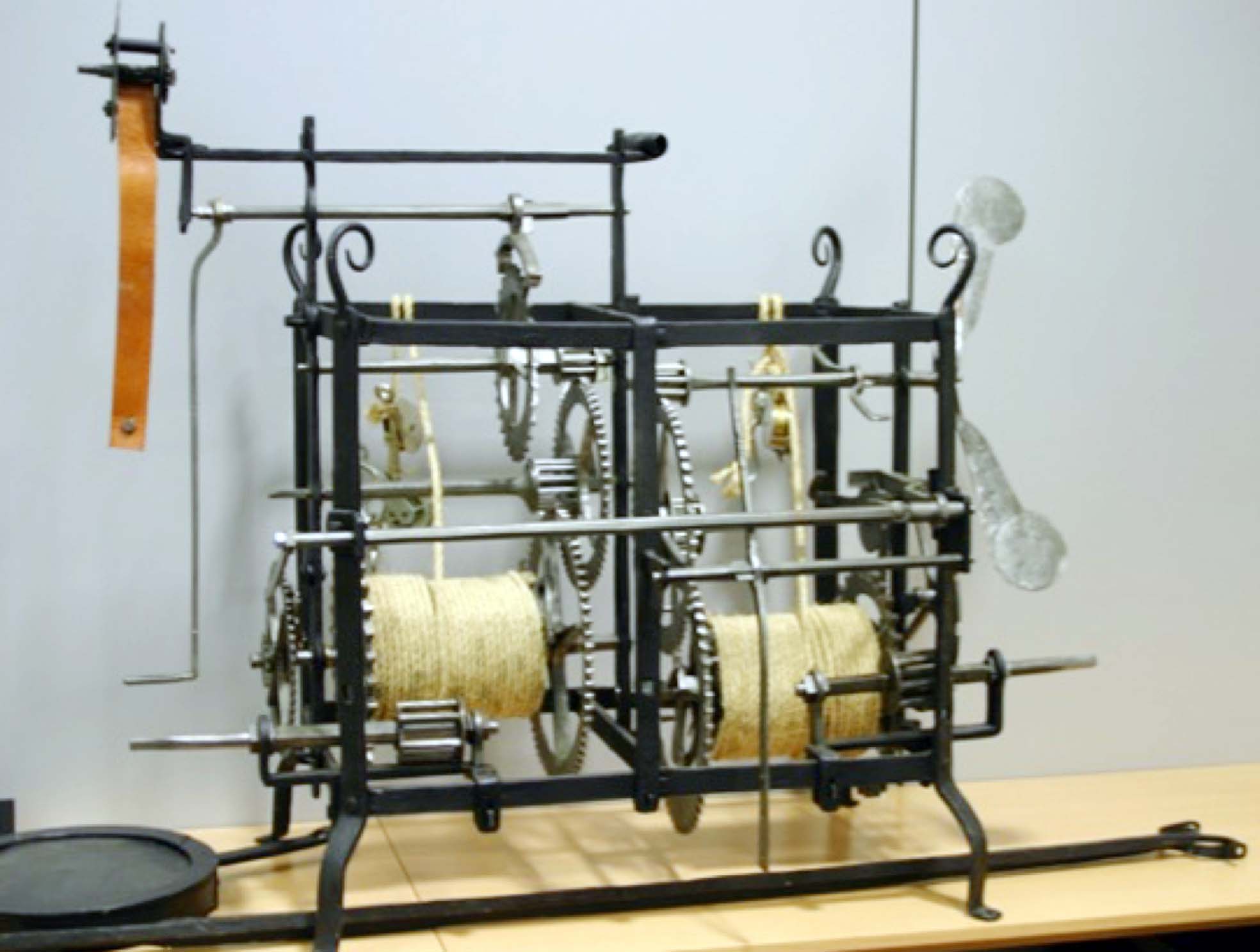 2023-5-5-BI-50 Jahre Kettererhaus Rahmenuhr