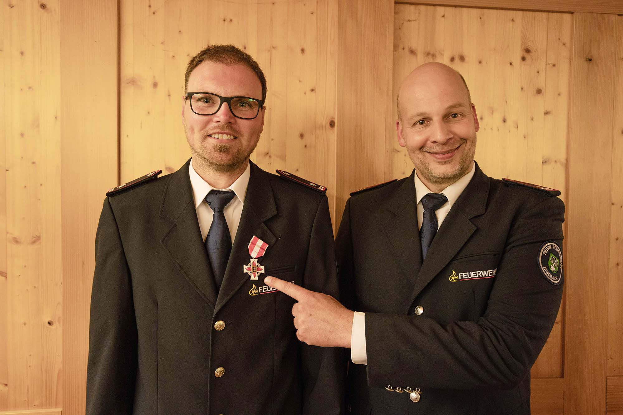 2023-5-8-BI-Patrik Dreilich-Feuerwehr Hauptversammlung Ehrung25Jahre_JochenCunico-PatrikDreilich