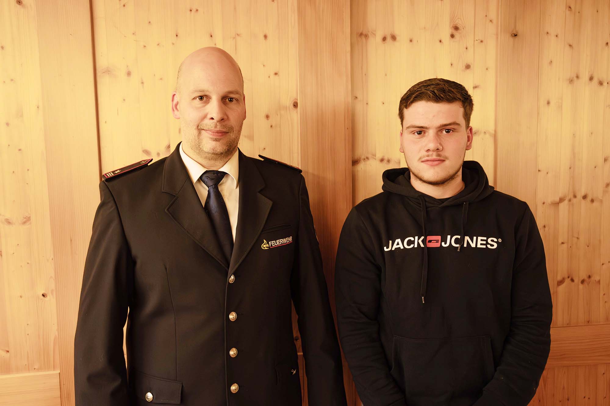 2023-5-8-BI-Patrik Dreilich-Feuerwehr Hauptversammlung ErnennungFWMannImPraktikum_PatrikDreilich-JonasDorner