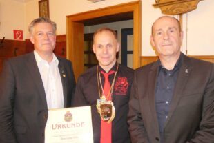 2023-5-8-OH-bia-Bärenzunft-+ E Verbandsehrung Lothar Killig