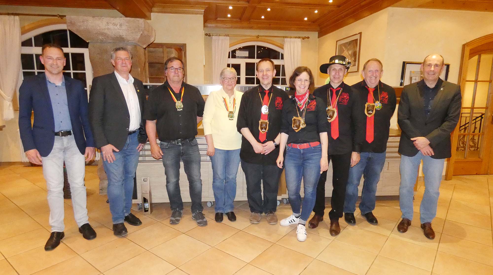 2023-5-8-OH-bia-Bärenzunft-+ E Verbandsehrungen