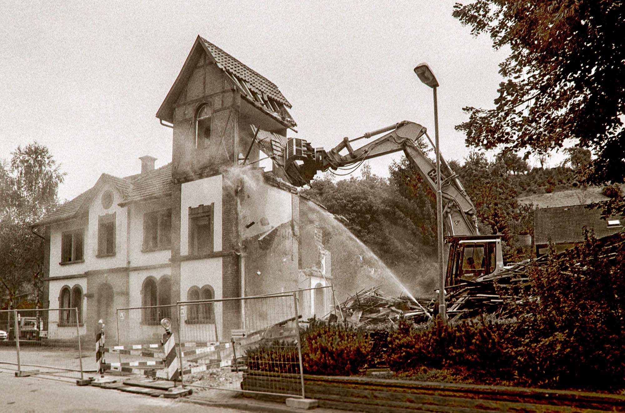 2023-6-30-OH-kal-zvk Bahnhof Abriss 1998 6G0A7371