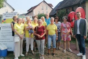 2023-7-17-BI-Wiebke Fix-Hilfe von Haus zu Haus-Foto Haus zu Haus offiziele Übergabe