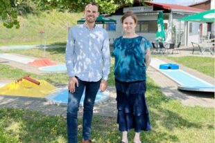 2023-7-19-BI-Gemeinde-Bild Minigolf Eröffnung BGM Breig - Bell