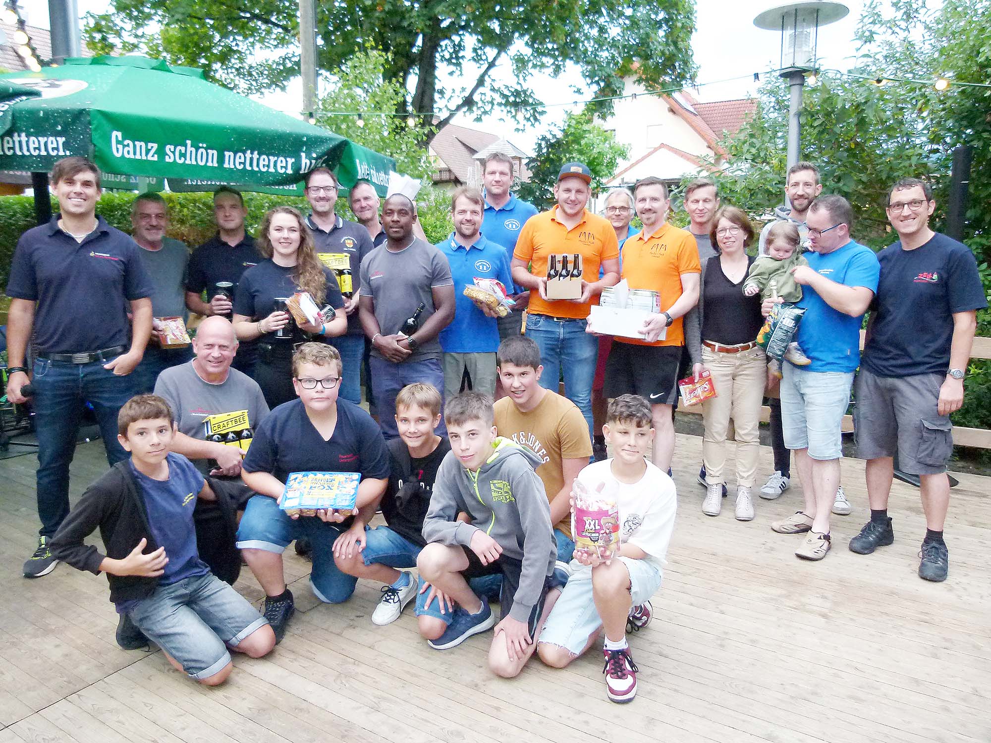2023-7-5-ZE-UE-Reinhard Berger-Feuerwehrfest-Siegerehrung alle Mannschaften