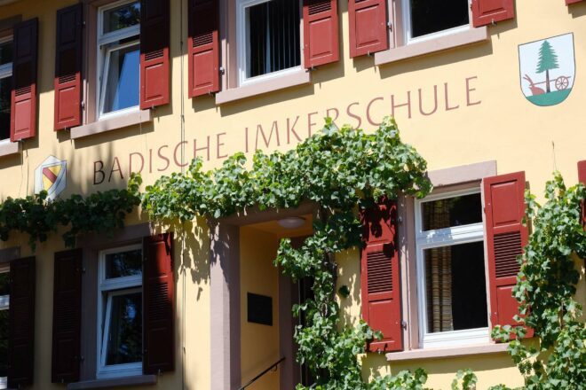 Imkerschule Oberentersbach: Tag der offenen Tür