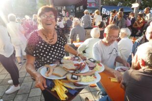 2023-8-11-BI-bia-Tavernenabend-und-Hildegard Oehler Bewirtung