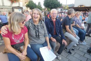 2023-8-11-BI-bia-Tavernenabend-und-Mauerhocker