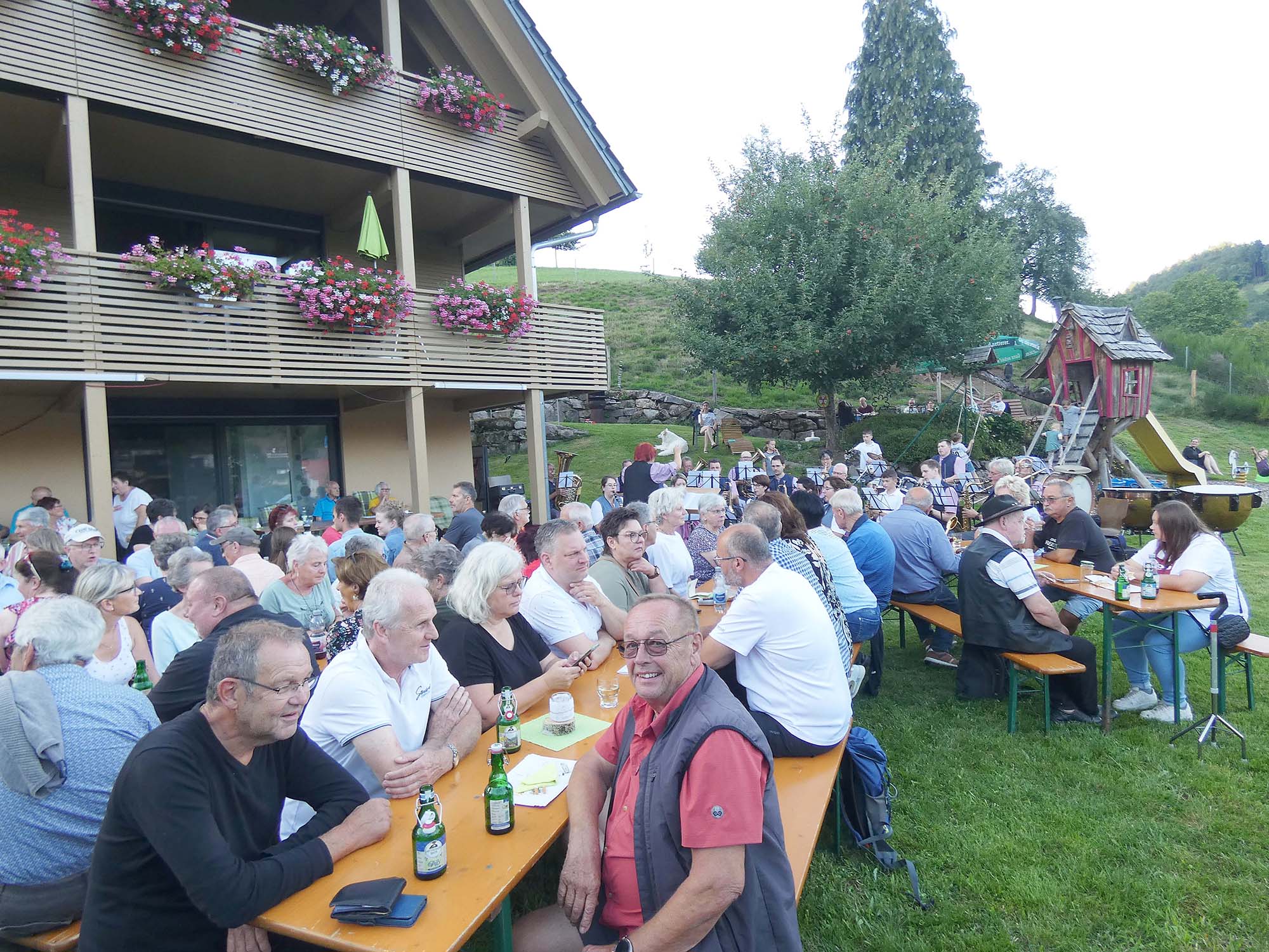 2023-8-16-NO-bia-Trachtenkapelle-und-alles