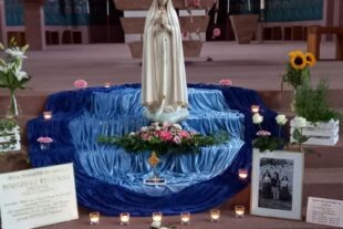 2023-8-2-OH-Monika Bleier- Pilgermadonna 0f89122b-18fb-45b1-8692-34a8752072ec