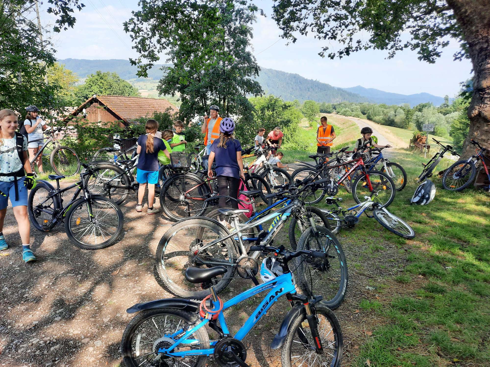 2023-8-2-OH-privat-Brandenkopf-Schule Schulabschluss-Bild 2