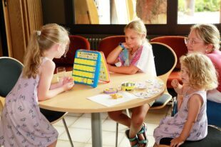 2023-8-23-OH-Anne-Kathrin Heizmann- Kindersommer-Spielenachmittag-Soziales Netzwerk Oberharmersbach_3