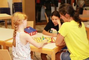 2023-8-23-OH-Anne-Kathrin Heizmann- Kindersommer-Spielenachmittag-Soziales Netzwerk Oberharmersbach_4