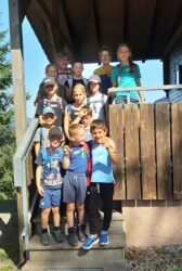 Zelli-Ferienkinder unternahmen Wanderung zur Kuhhornkopf-Hütte