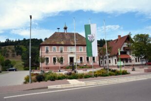 2022-9-7-ZE-UH-hps-Unterharmersbach-Ortsbilder-DSC_7884 2- Rathaus UH