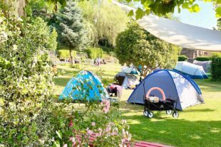 2023-6-28-OH-Schwimmbad OH-Familiäres Zeltlager-zelt1