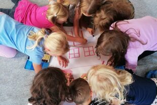 2023-9-11-BI-Wiebke Fix. Vorlesestunde Unterwasserwelt Traumhaus malen_Unterwasserwelt