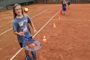 2023-9-18-BI-sp-Ferienprogramm Tennis image0