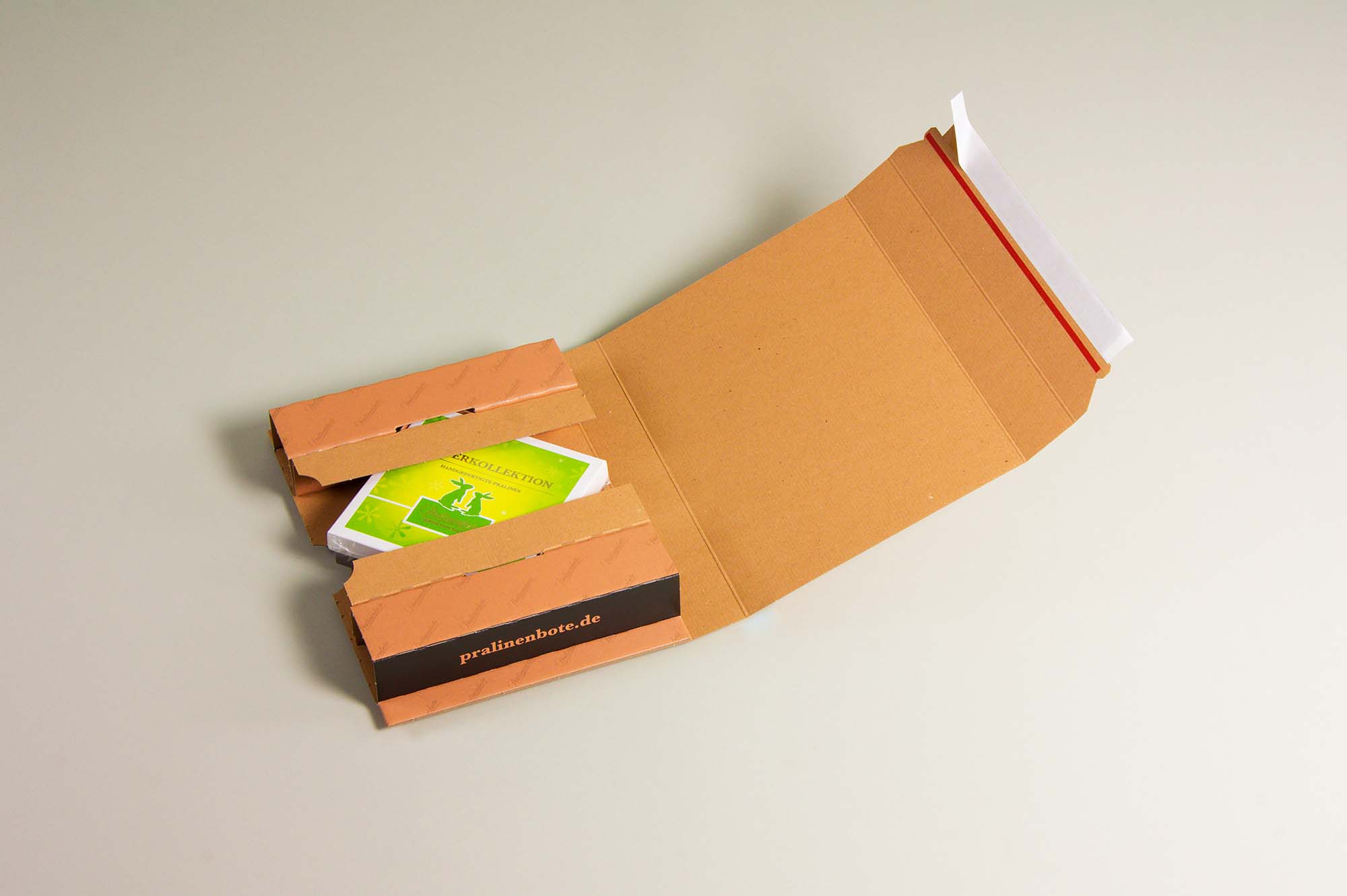 2023-9-20-Unternehmen-Karl Knauer-Pohl-Scandia_DVP_Varia-T-Pack_Pralinenbote_005_NEU_einteilig_für_3_Pralinengroessen_Gr1[79]
