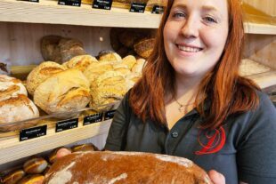 2023-10-11-GB-Bäckerei Dreher- Azubis-230919_Azubi-Marcela_01