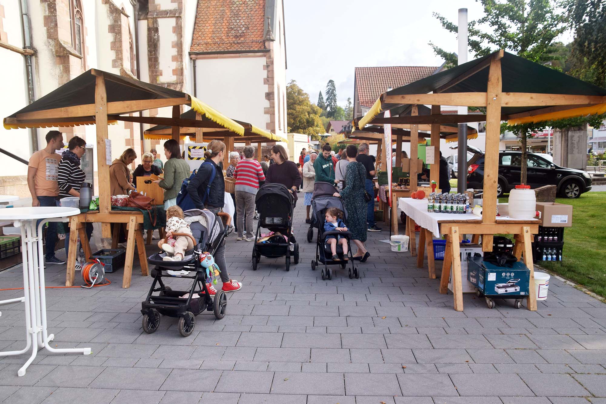 2023-10-2-NO-hv- Herbstmarkt der Landfrauen DSC_0478