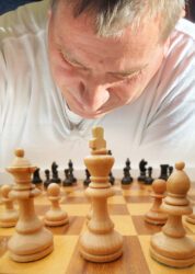 Beide Zeller Schachmannschaften siegen hoch