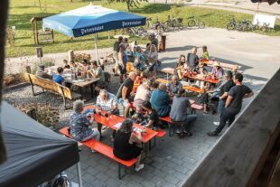 2023-10-6-ZE-UE-Anja Streif-Bienenmartin-DSC00423