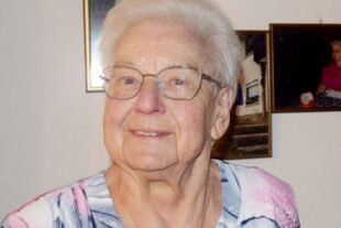 2023-11-10-NO-hv-Huber Rita 90. Geburtstag-DSC_0681