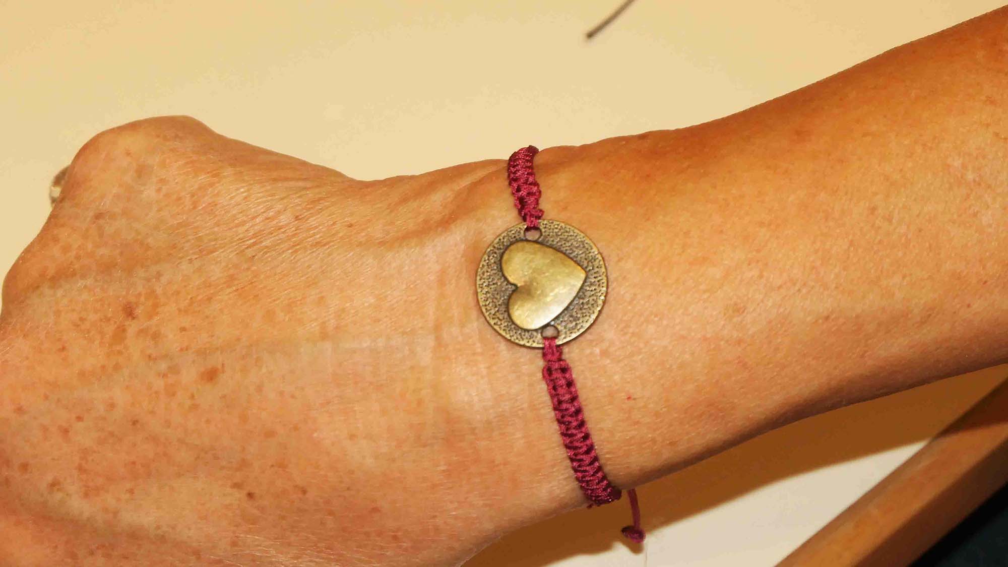 2023-11-15-ZE-UE-Andrea Huber- Landfrauen Makramee Armbänder 2023-11 Makramee Armbänder (8)