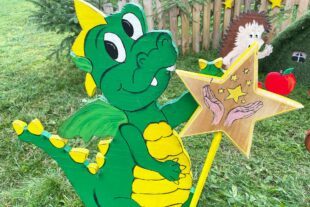 2023-11-29-NO-Tourist-Info-Nordi-Weihnachtsweg-Winterlandschaft-u-Apfel