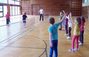Kostenloses Jugend-Tennis-Hallen- training startet in der Hansjakob-Halle