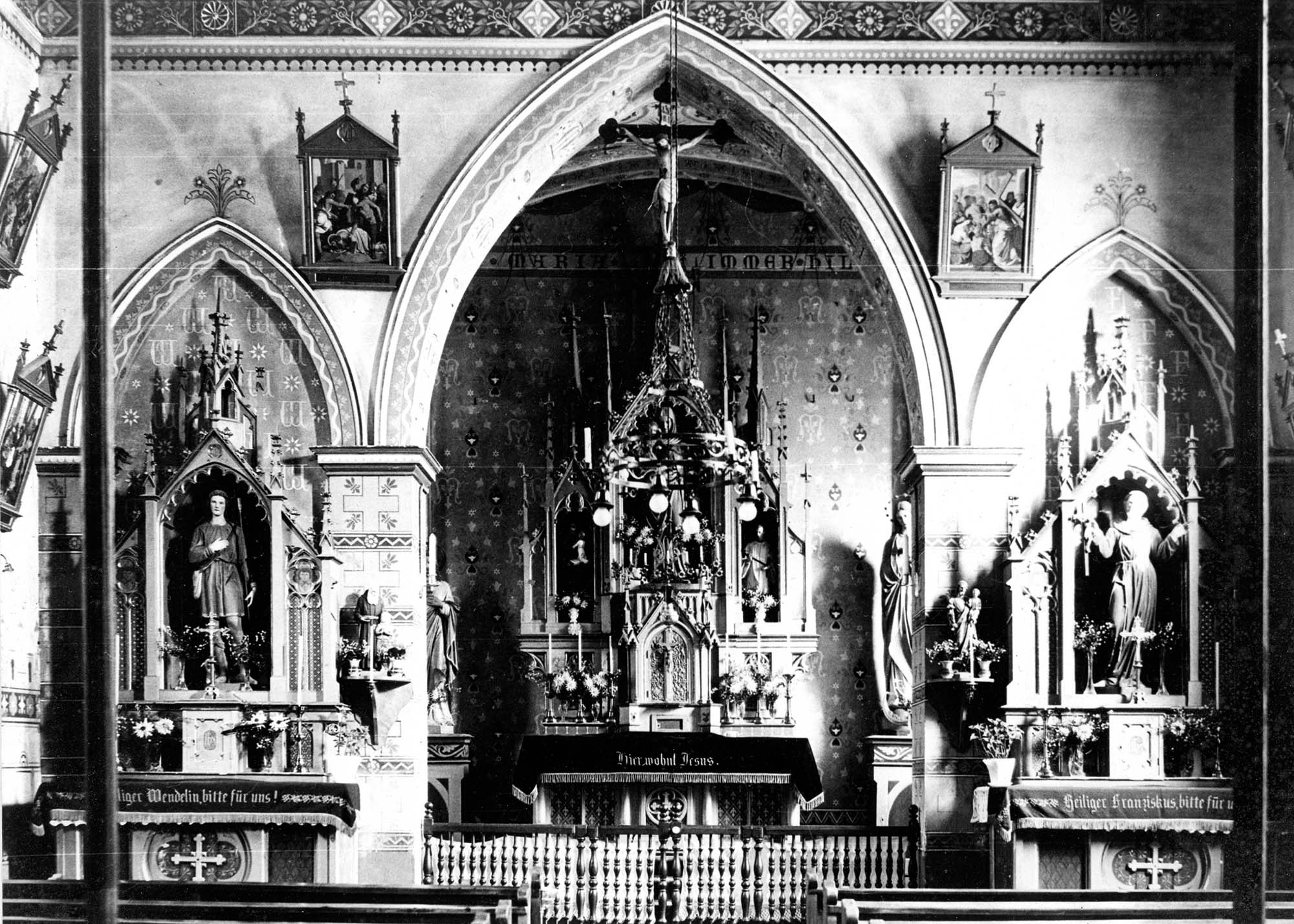 2023-12-13-OH-kal-Ein umstrittener Kapellenbau-2 zvk Innenansicht alt