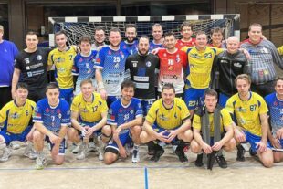 2023-12-15-ZE-UH-Raffael Braun-FVU-Handball-Gruppenfoto[82]