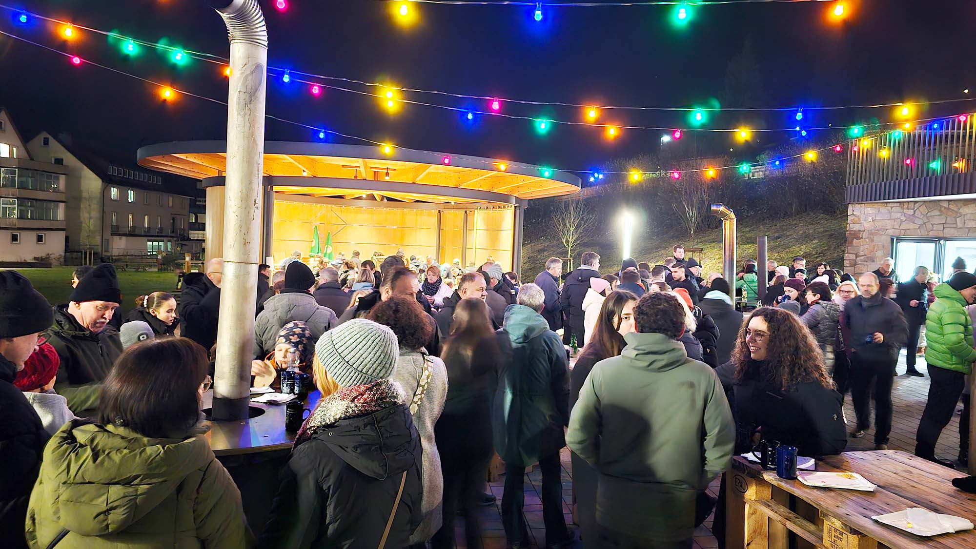 2023-12-18-NO-Katharina Vollmer-Kirchenkonzert-Glühweinhock_2