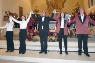 2023-12-20-BI-bia-Adventskonzert-und-Verbeugung