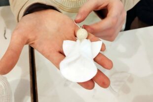 2023-12-20-OH-Kathrin Lehmann-Weihnachtsfeier DJK Kids OH-der gebastelte Engel