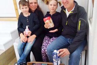 2021-11-8-ZE-UH-privat-Familie-Zink-Adventskalender-Pressefoto-413x550